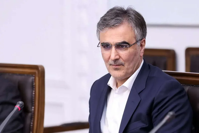 بازار ارز توافقی به زودی عملیاتی میشود.